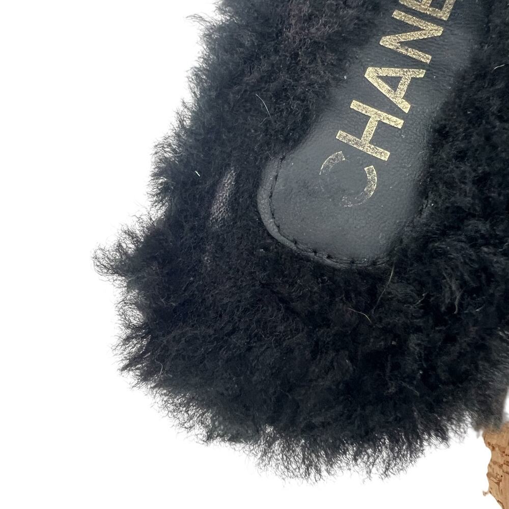Chanel 21A Black Shearling CC Turn Clasp Quilt Cork Mules - Picture 12 of 14